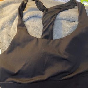 FINAL MARKDOWN Ladies’ NWT all in motion T-back Medium Support Sports Bra (XS)